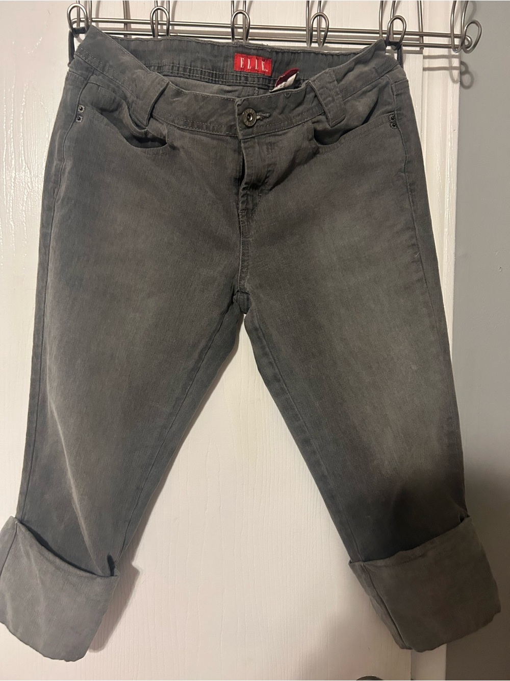 Elle Cropped Gray Ankle Jeans